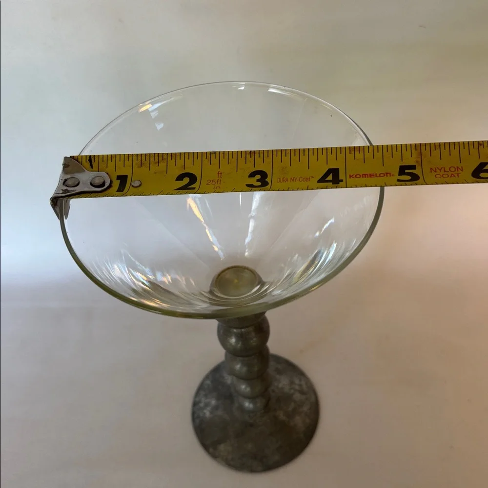 VINTAGE 1950’s SET OF 2 BEAUTIFUL MARTINI - WINE GLASSES WITH SILVER METAL STEMS - Picture 6 of 8
